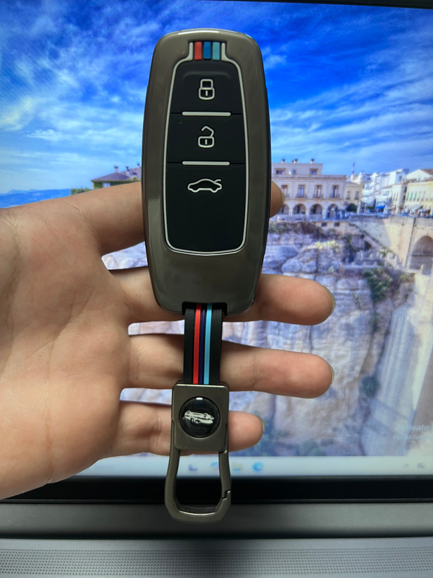 کاور ریموت فلزی آئودی Q7 و X5 جدید همراه پیچ گوشتی